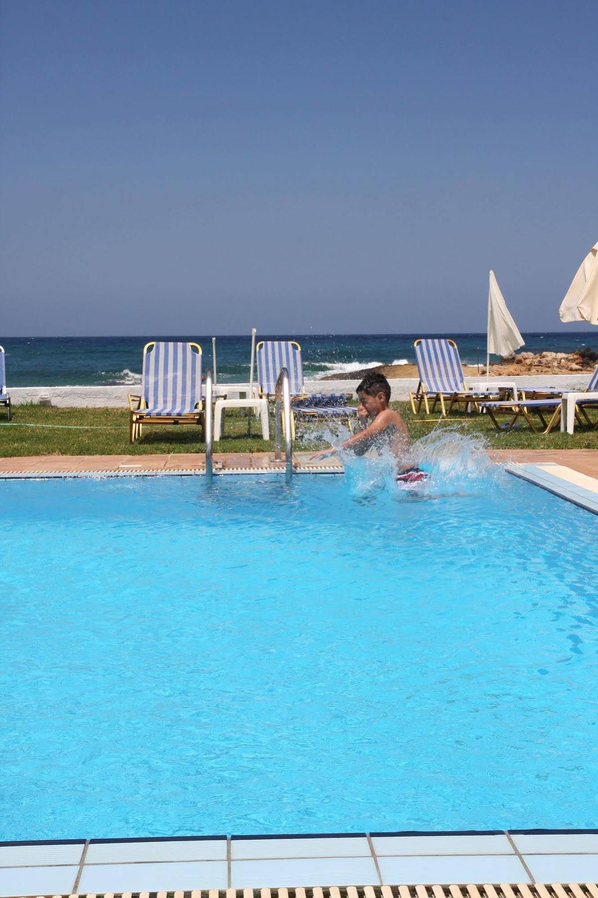 Silver Sun Studios&Apartments Malia Exterior foto